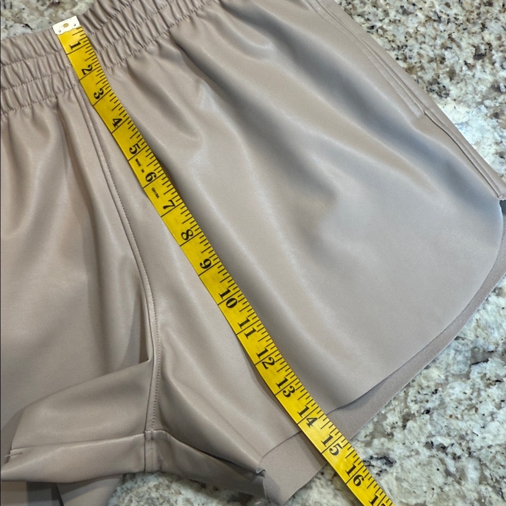 Abercrombie & Fitch Women's Vegan Leather Dolphin Hem Taupe Shorts size Medium - Picture 8 of 9